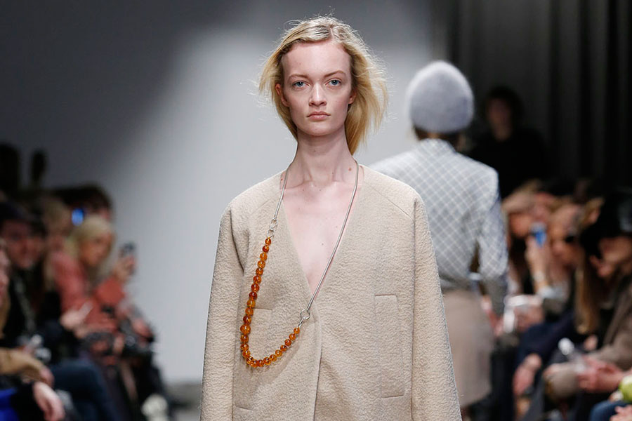 baum-und-pferdgarten-aw14-look-06-low
