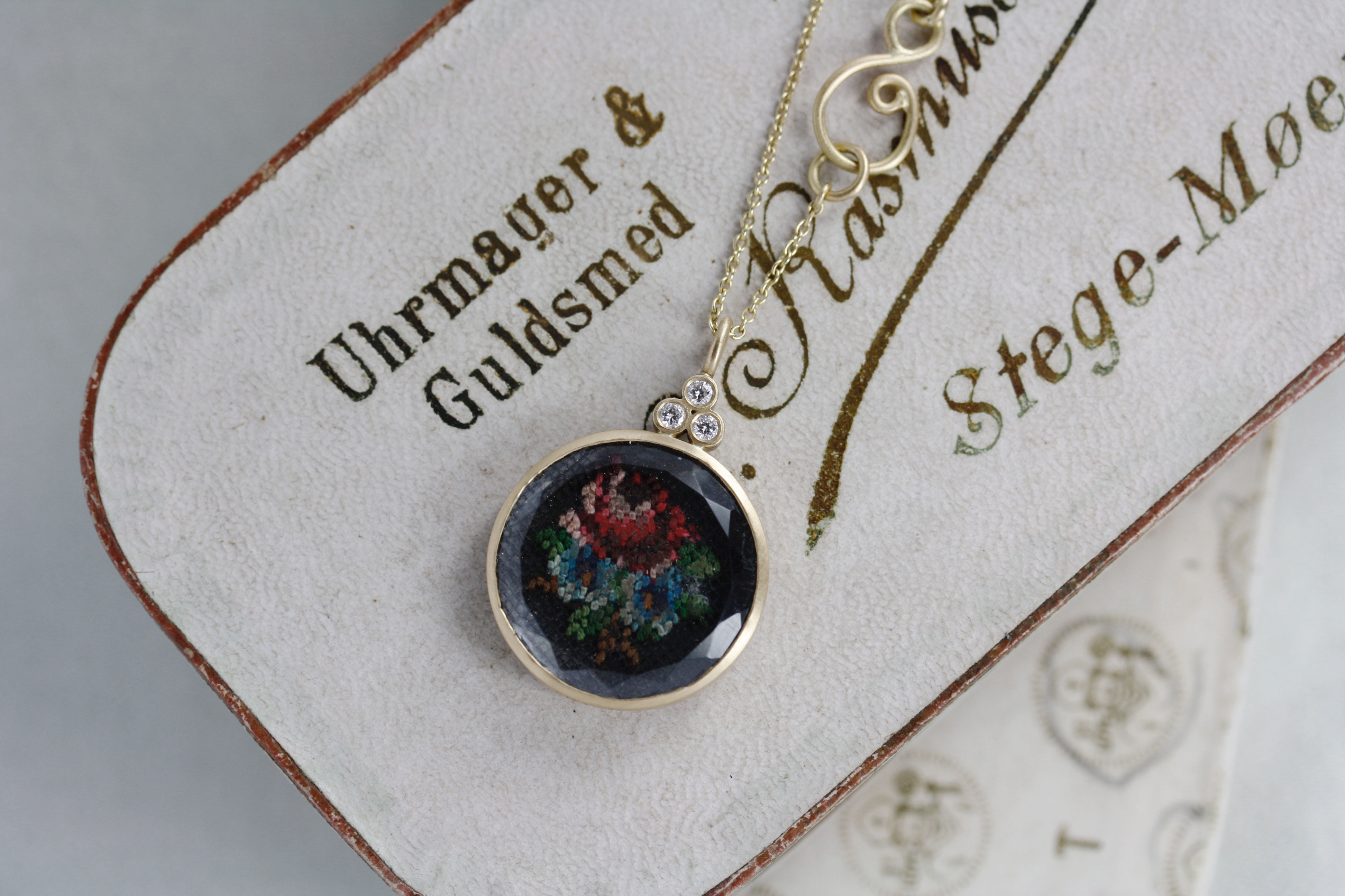 edithhegedus_petitepoint_gold_neccklace