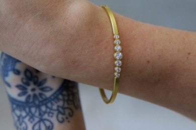 Edith-Hegedüs-Stella-Diamantarmbånd-Guldarmbånd