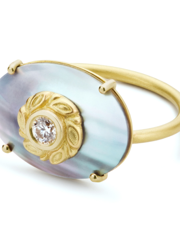 Capri-Ring-Guld-Perle-Diamant-Edith-Hegedüs